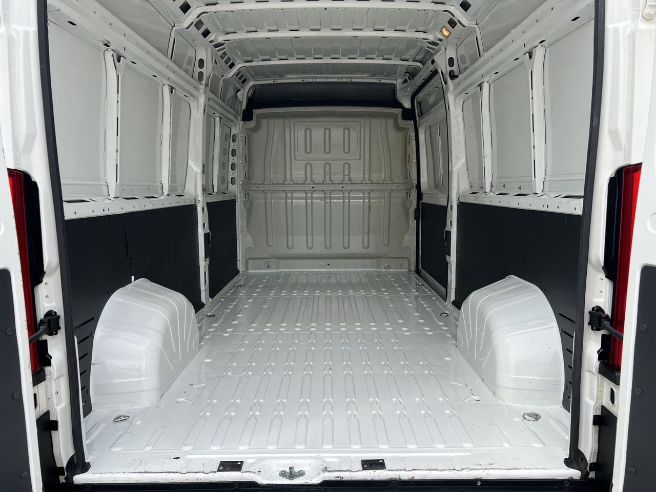 Peugeot Boxer L3H2 BHDI 140 S/S 6VEL. MAN 