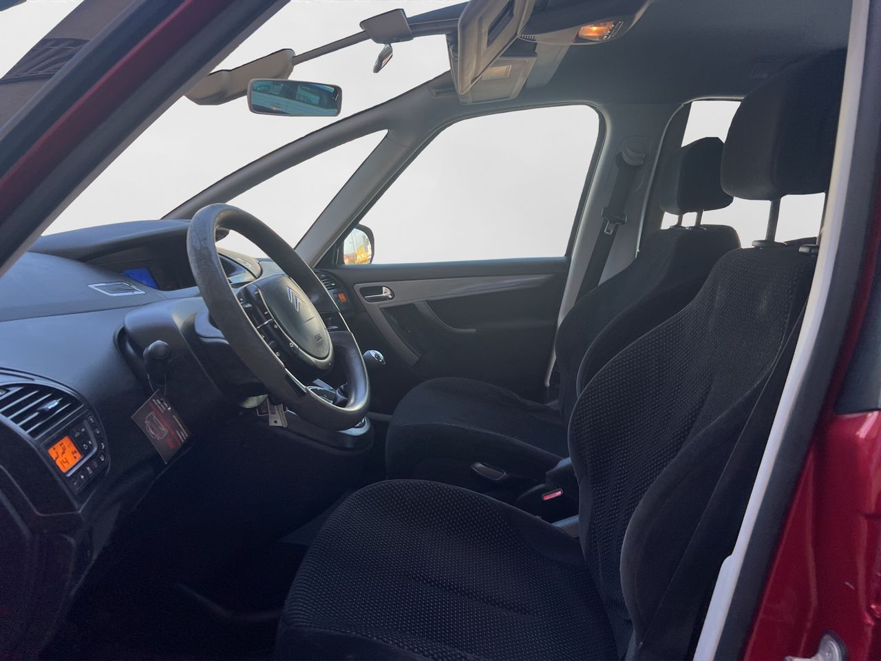 Citroën C4 Picasso 1.8 16v LX Plus