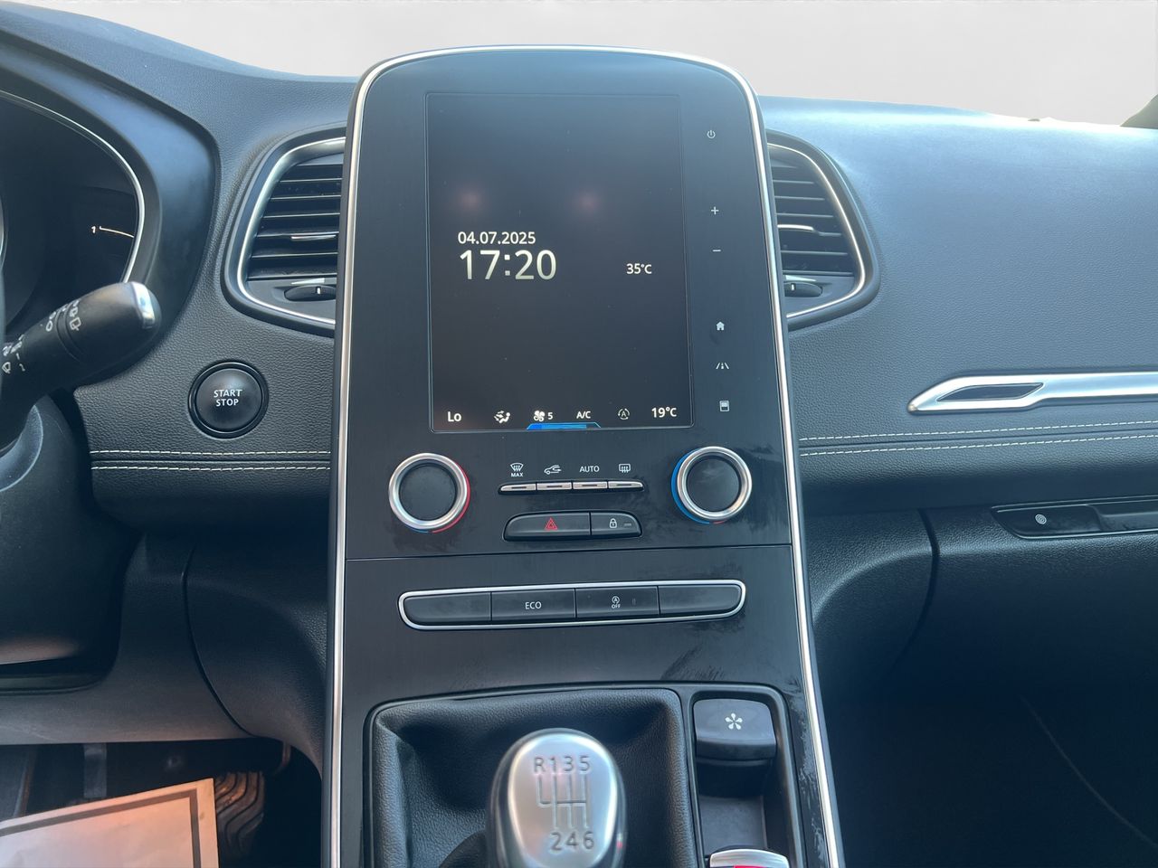 Renault Scénic Zen GPF TCe 103 kW (140CV) - 18