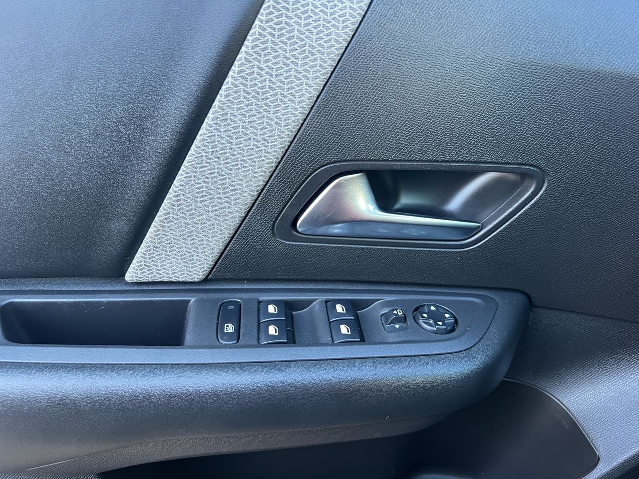 Citroën C4 BlueHDi 130 S&S EAT8 Feel Pack