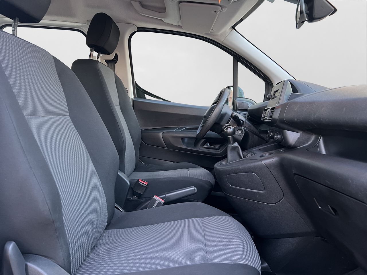 Peugeot Rifter Access Standard BlueHDi 73kW