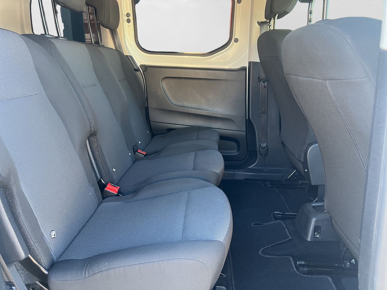 Peugeot Rifter Active Standard BlueHDi 73kW