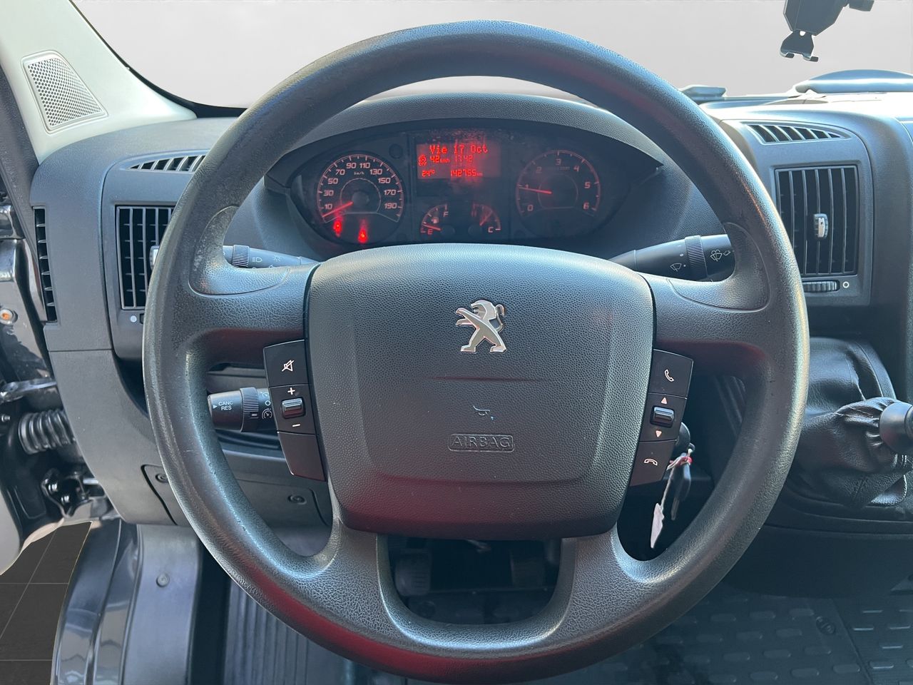 Peugeot Boxer 2.0 BLUEHDI 330 L1H1 PRO BLUEHDI 110 