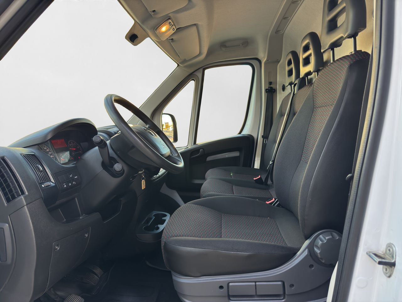 Opel Movano L2H2 3.5T 2.2 BHDi 88kW