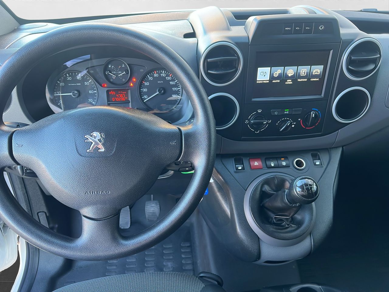 Peugeot Partner 1.6 BLUEHDI L1 KOMFORT PLUS 