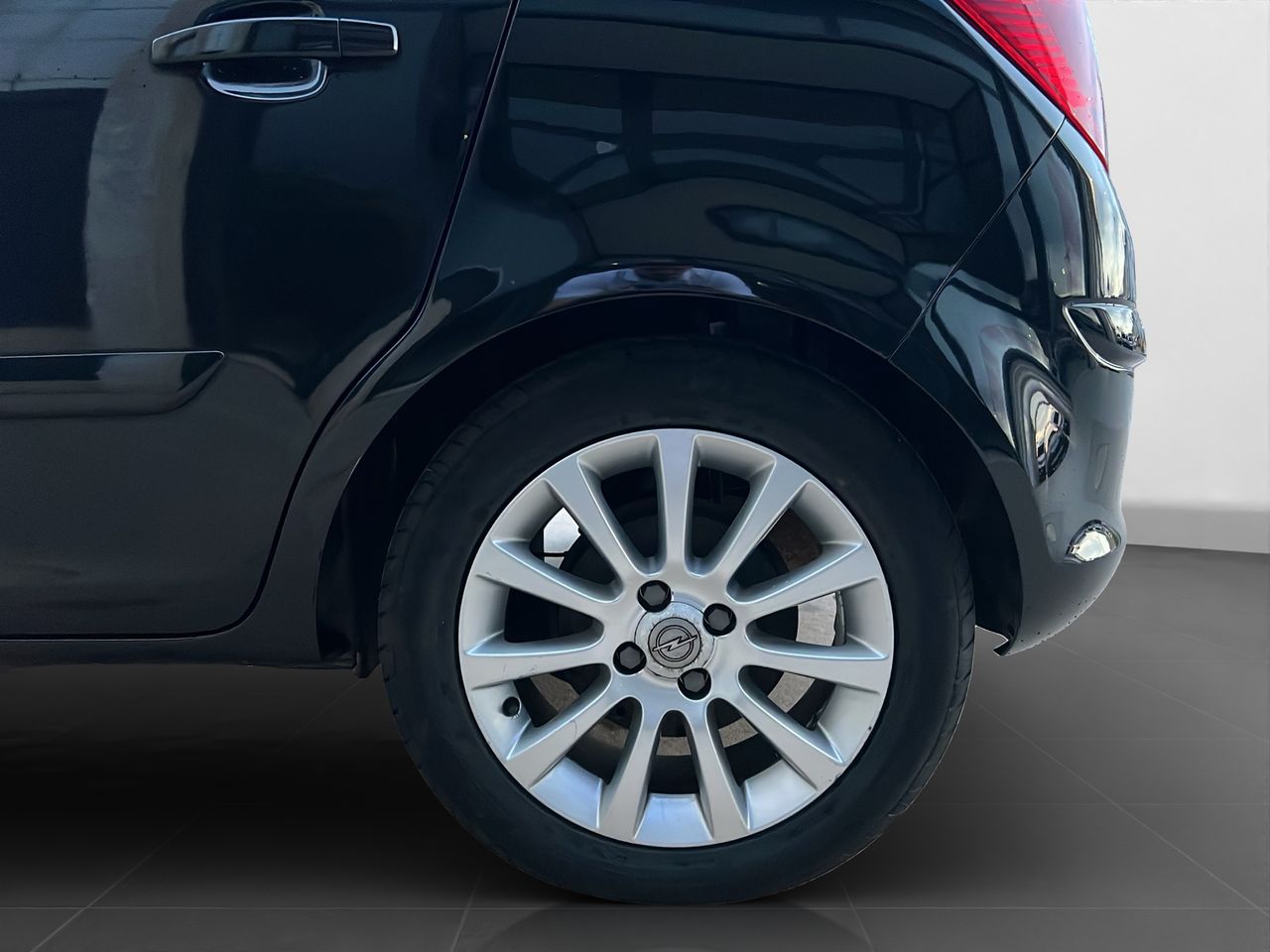 Opel Corsa Enjoy 1.4