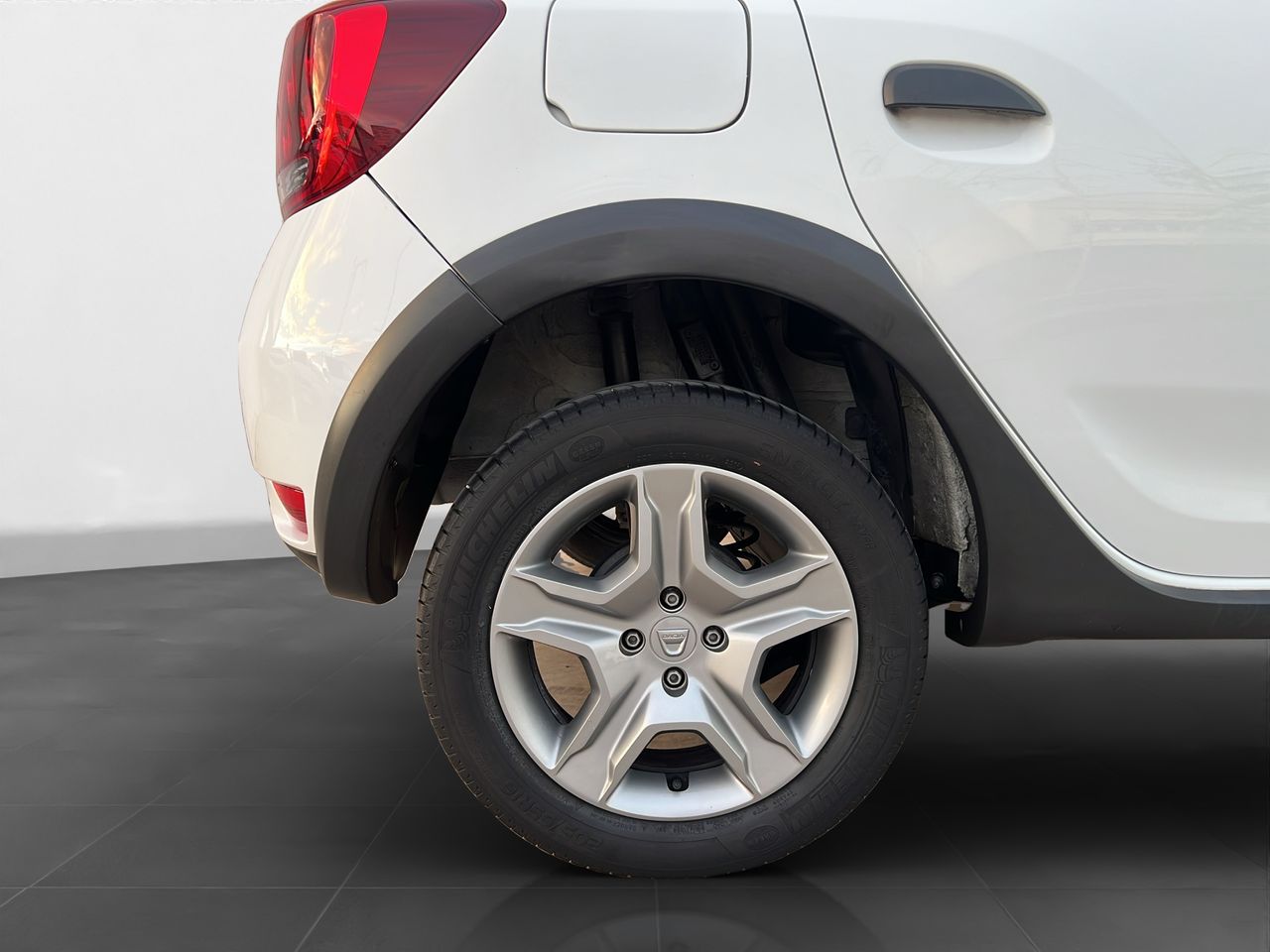 Dacia Sandero Stepway Essential TCE 66kW (90CV) - 18