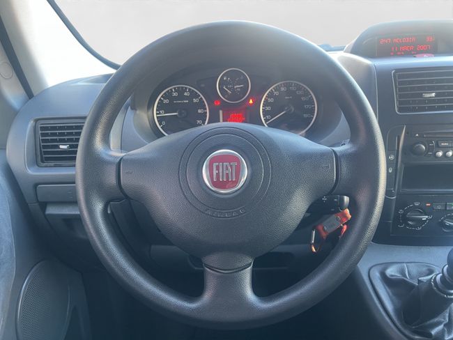 Fiat Scudo 2.0 JTDM Panorama Family L2H1 130 Multijet - Foto 8