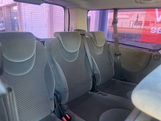 Fiat Scudo 2.0 JTDM Panorama Family L2H1 130 Multijet - Foto 17