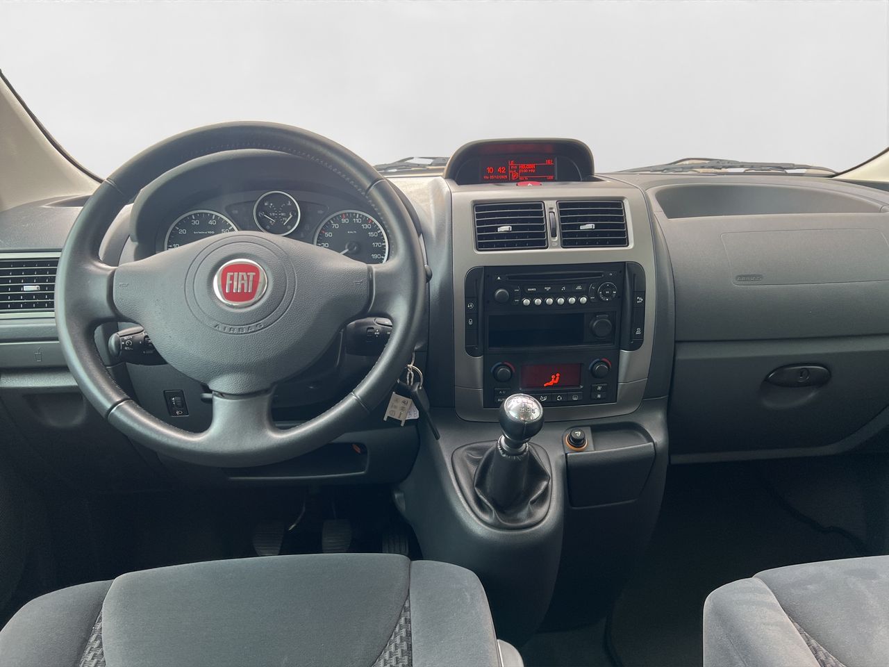 Fiat Scudo 2.0 JTDM Panorama Executive L2H1 130 Multijet 