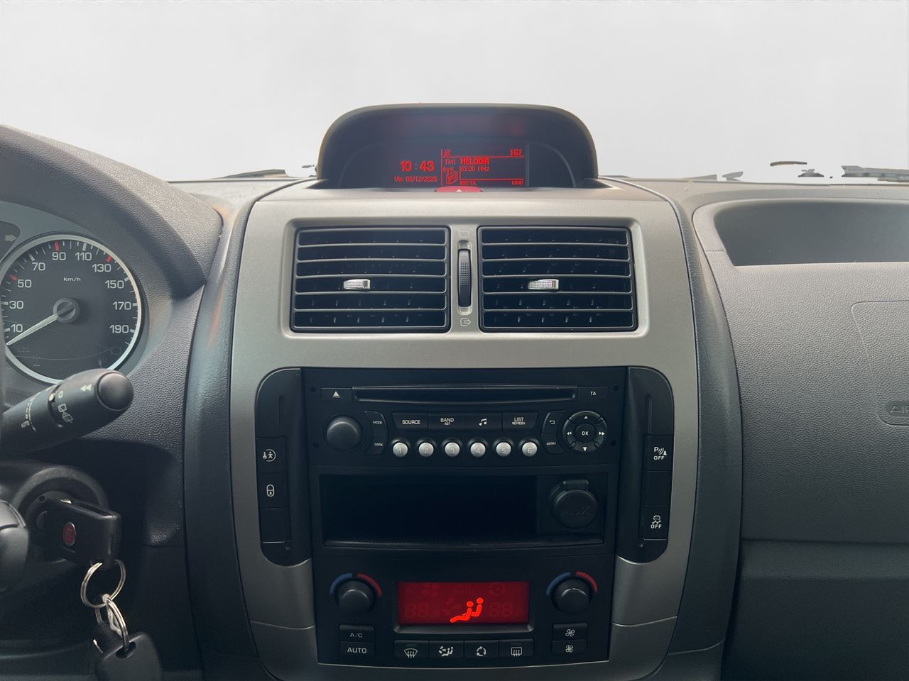 Fiat Scudo 2.0 JTDM Panorama Executive L2H1 130 Multijet 