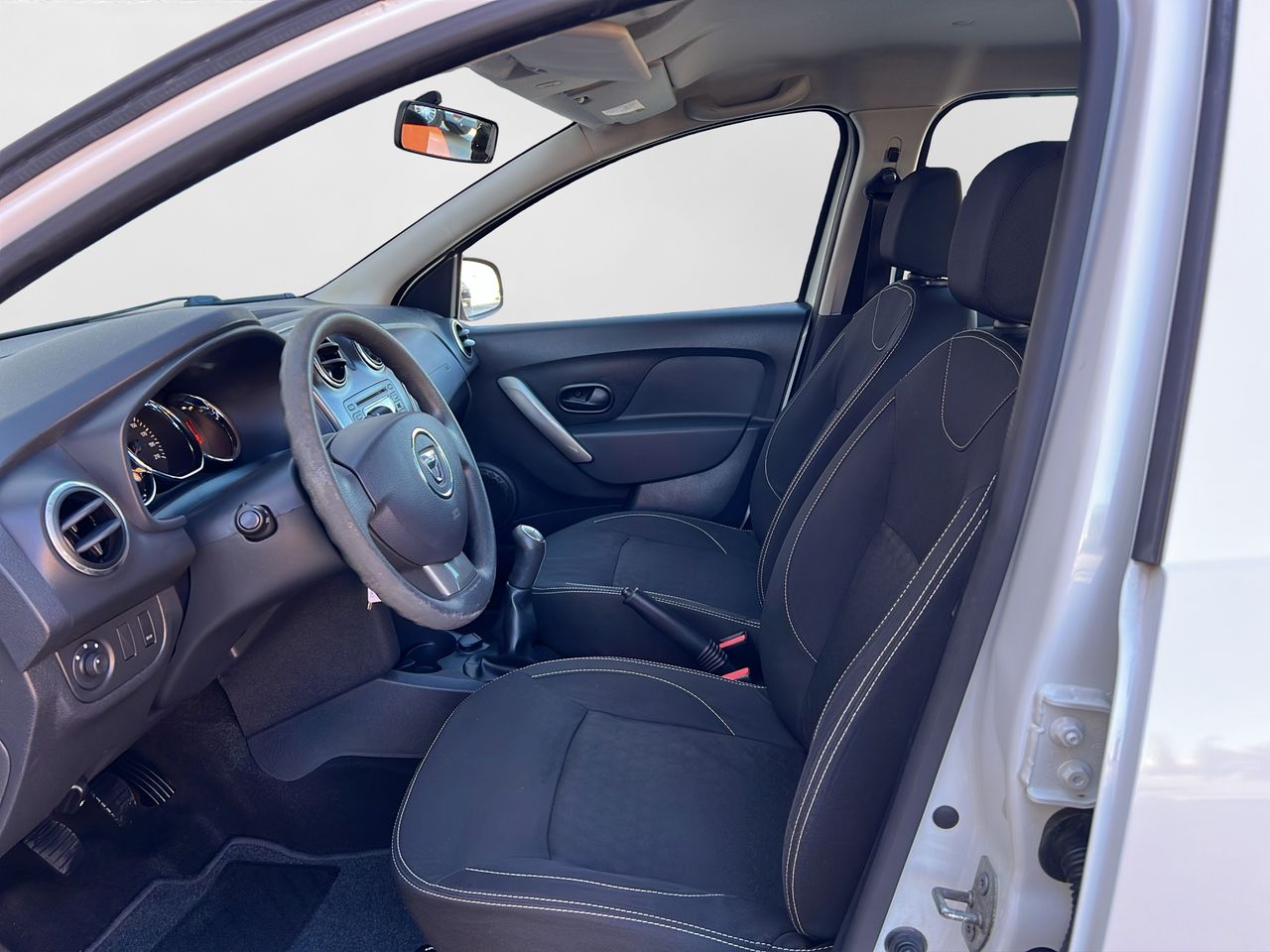 Dacia Sandero Laureate dCi 75