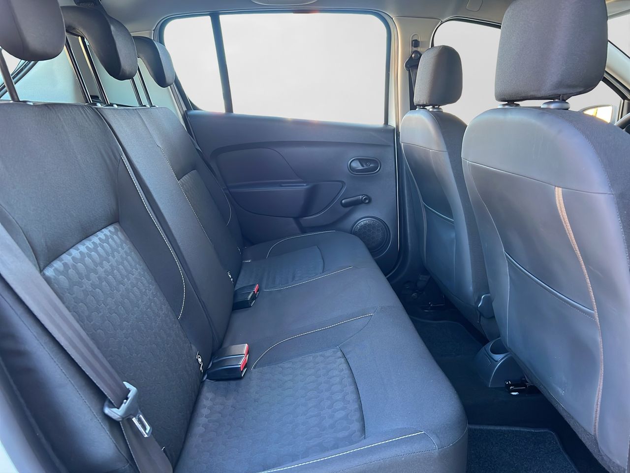 Dacia Sandero Laureate dCi 75