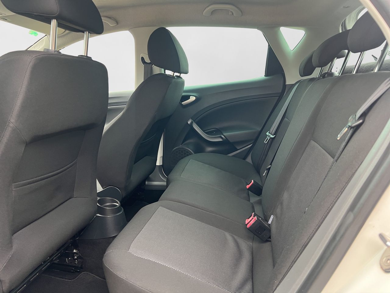 Seat Ibiza 1.6 16v 105cv Stylance