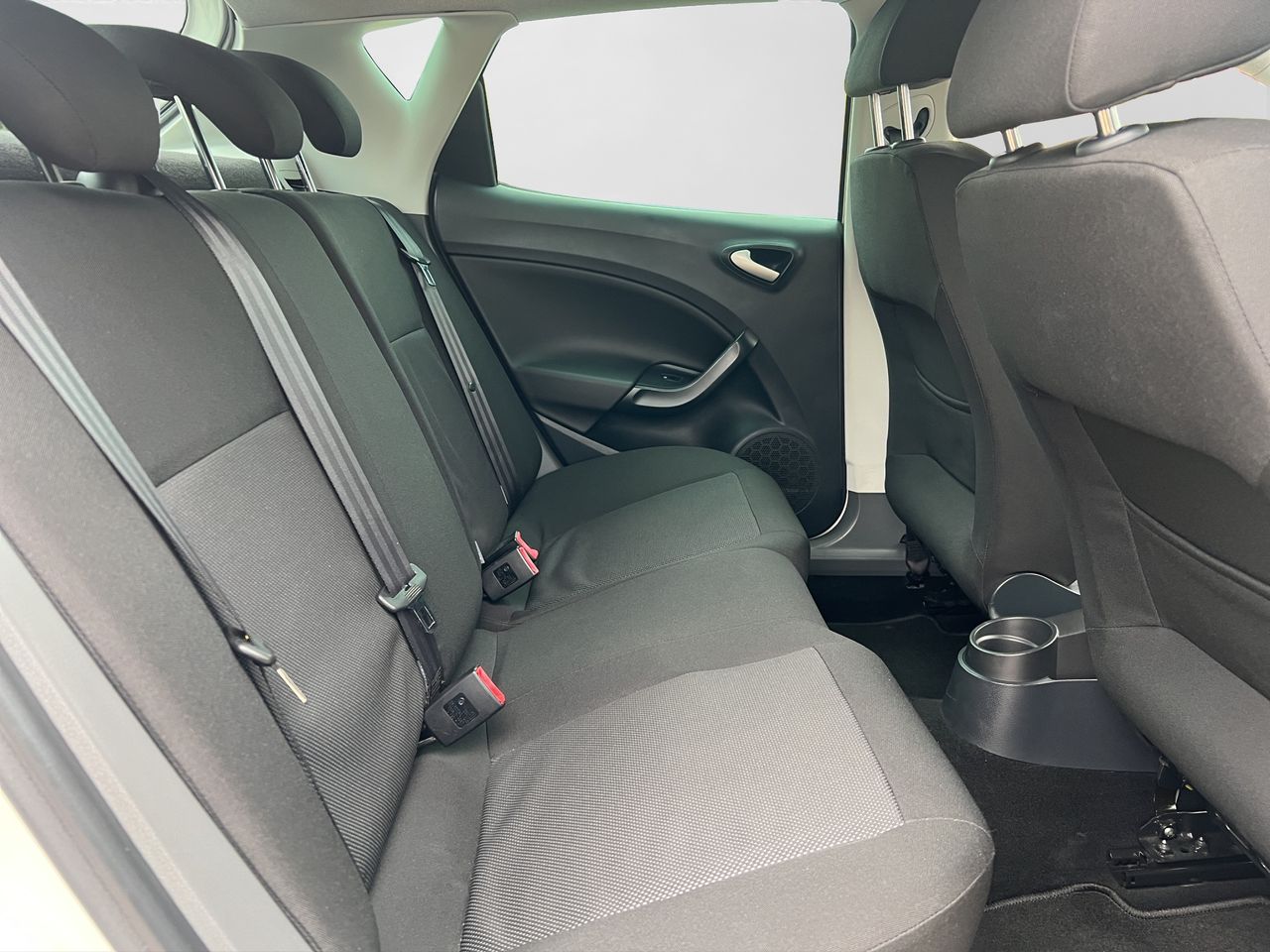 Seat Ibiza 1.6 16v 105cv Stylance