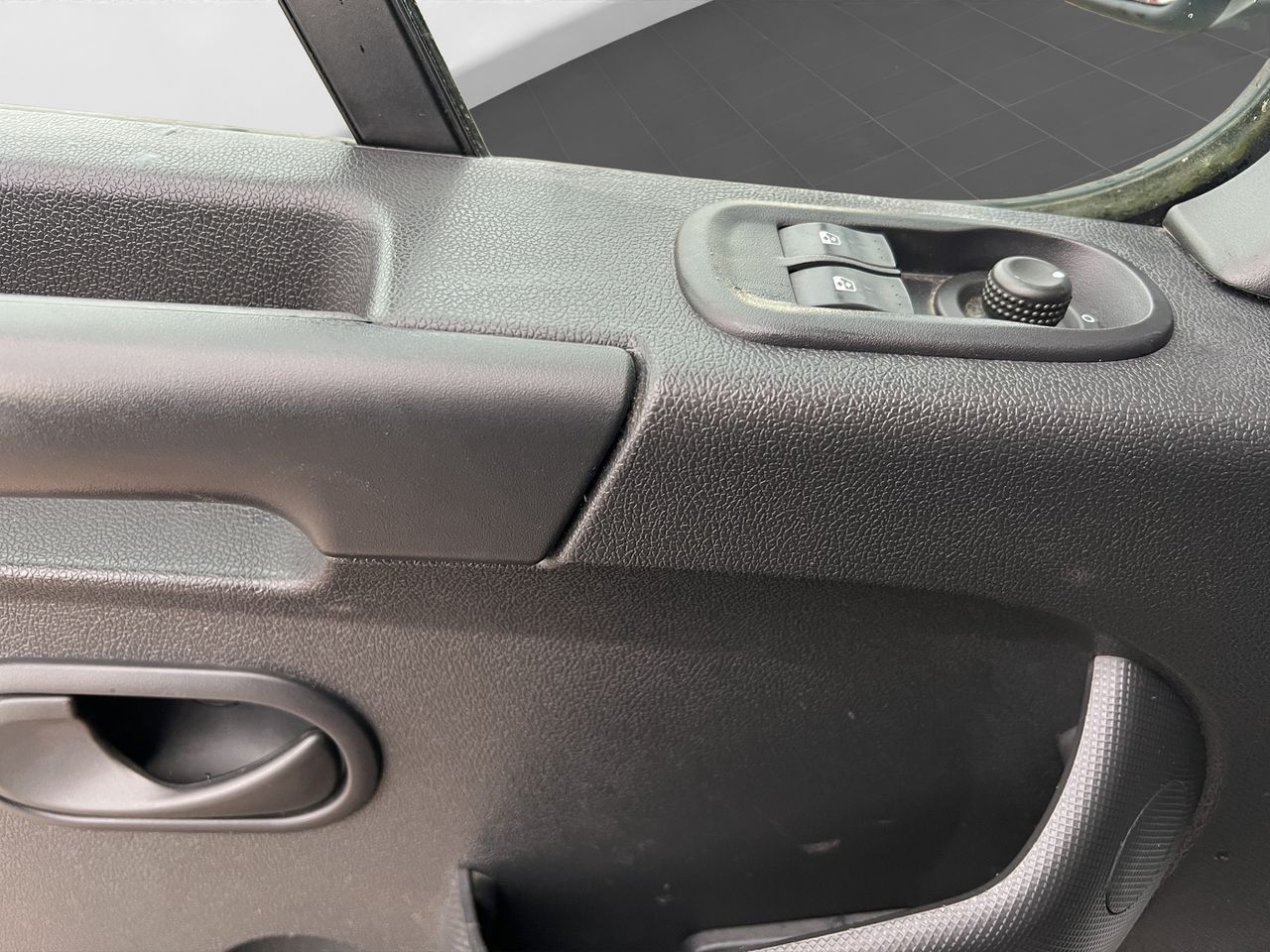 Nissan NV400 2.3 DCI L2H2 3.3T PRO 