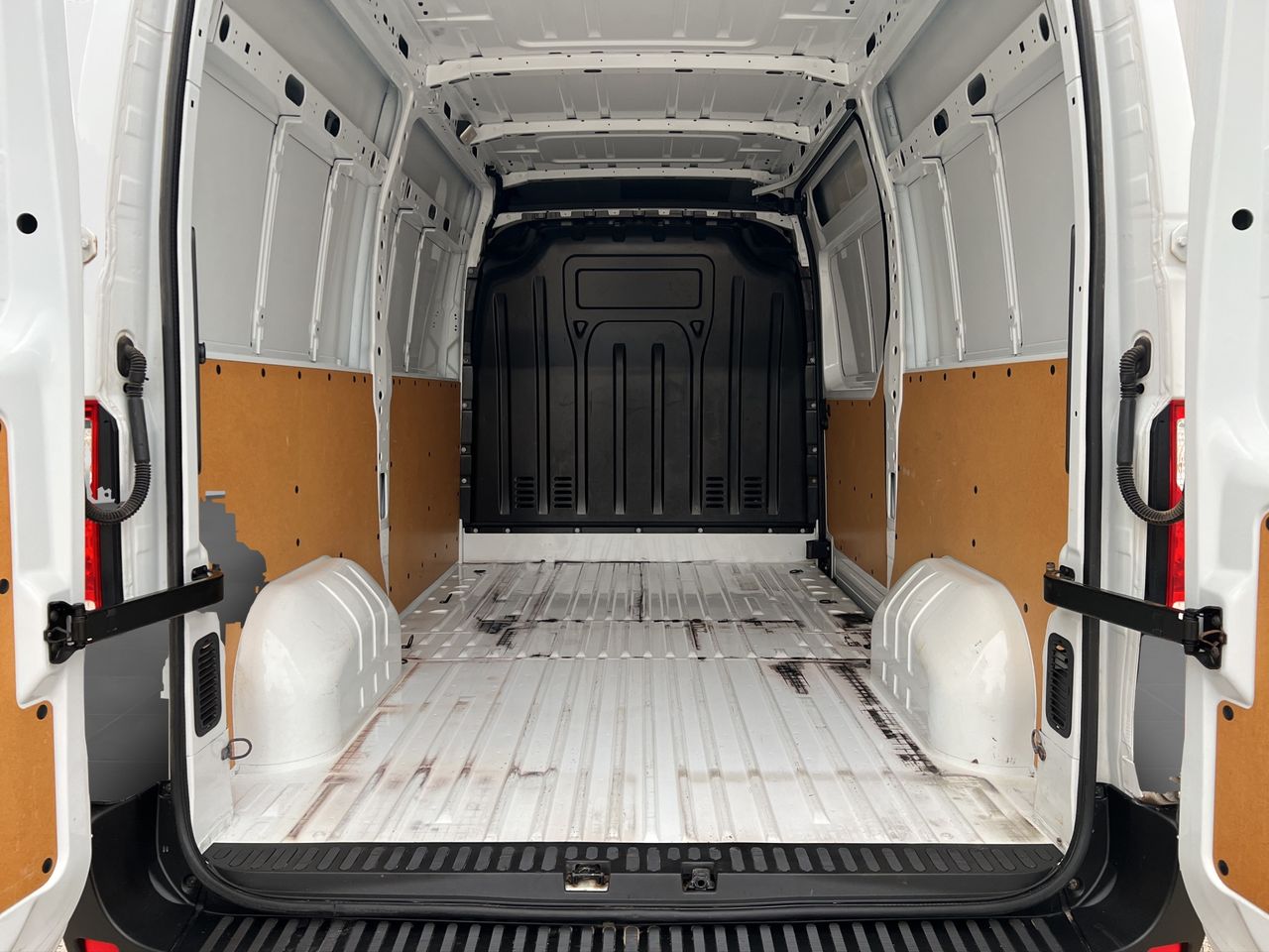 Nissan NV400 2.3 DCI L2H2 3.3T PRO 