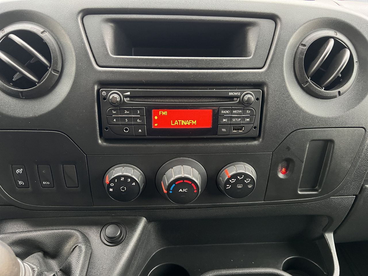 Nissan NV400 2.3 DCI L2H2 3.3T PRO 