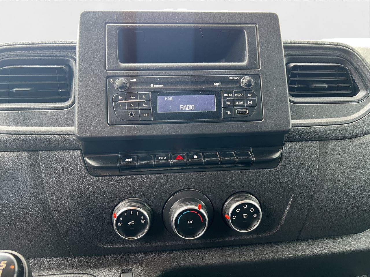 Nissan NV400 2.3 DCI L1H1 3.3T PRO