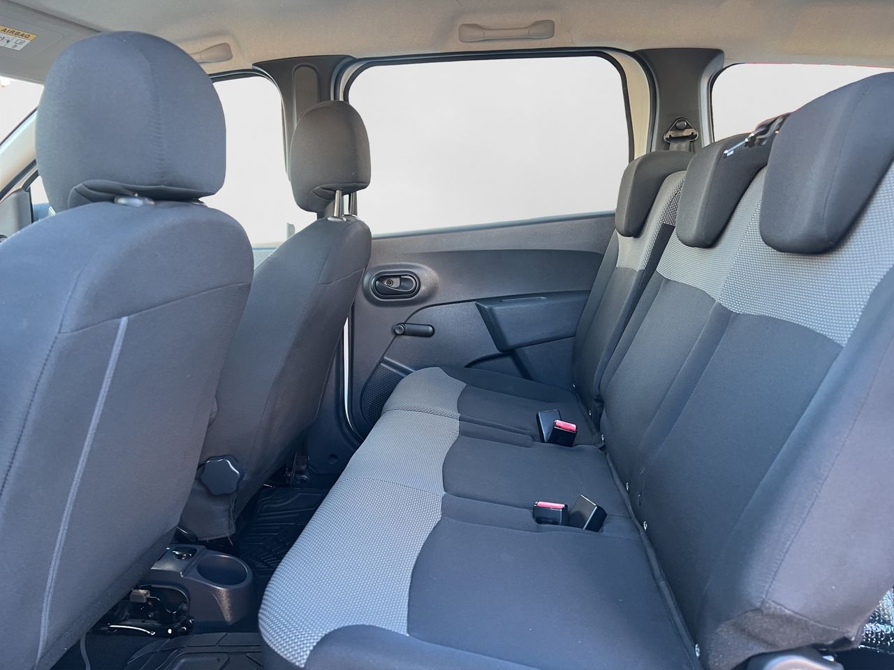 Dacia Lodgy Essential 1.6 75kW (100CV) 5Pl - 18