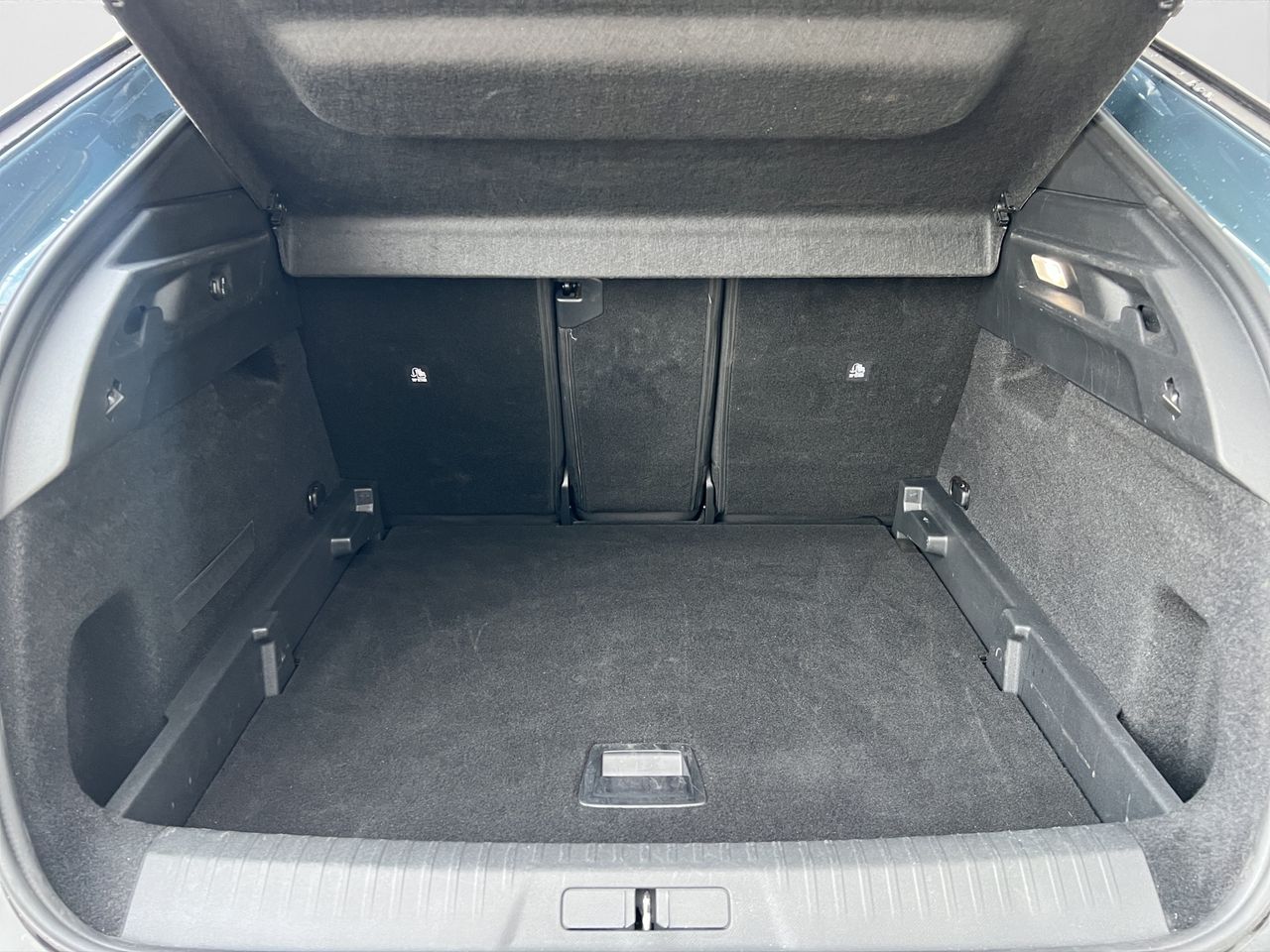 Peugeot 3008 Hybrid 136 e-DCS6 Allure