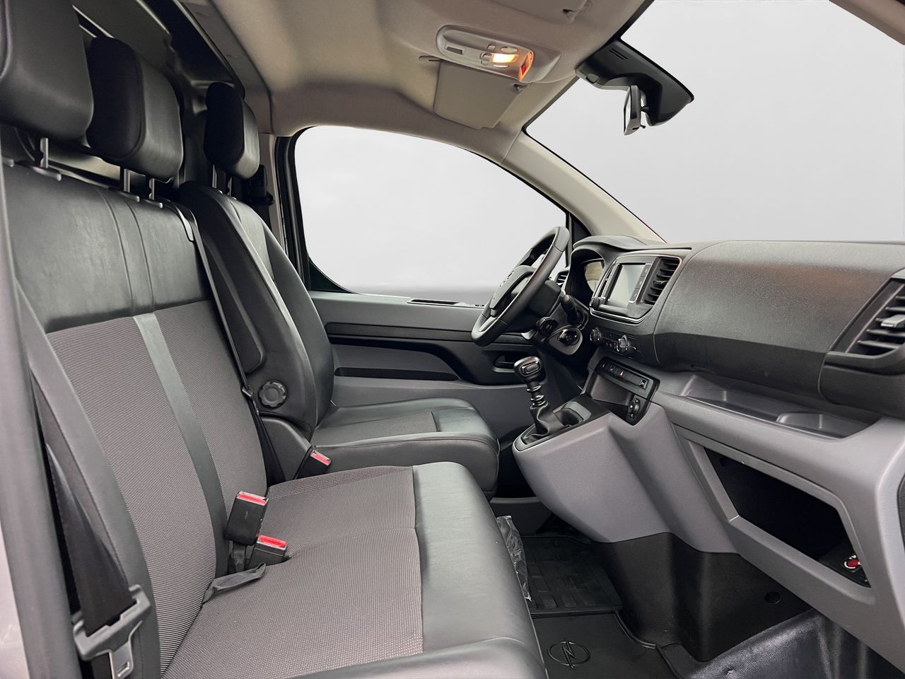 Opel Vivaro FURGON 1.5 DIESEL 120CV