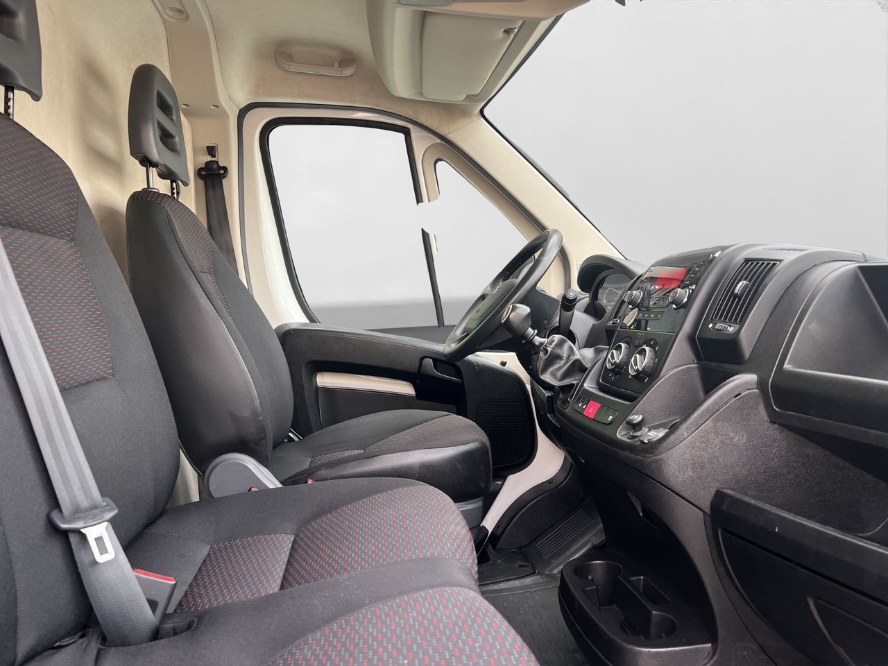 Peugeot Boxer FURGON BLUEHDI 3T L1H1 140CV