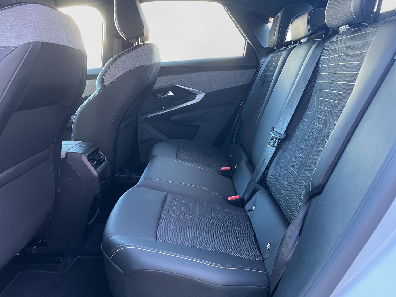 Peugeot 3008 Hybrid 136 e-DCS6 Allure