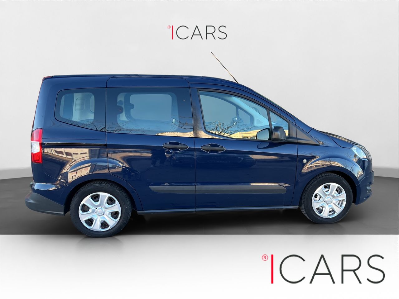 Ford Tourneo Courier Ambiente 1.0 EcoBoost 74 kW (100 CV)