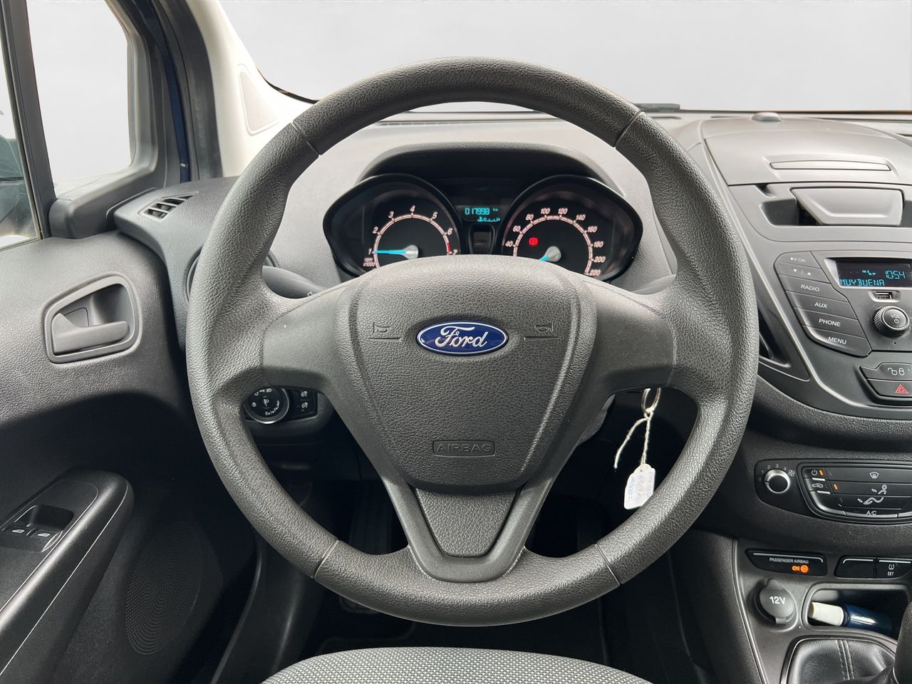 Ford Tourneo Courier 1.0 ECOBOOST AMBIENTE