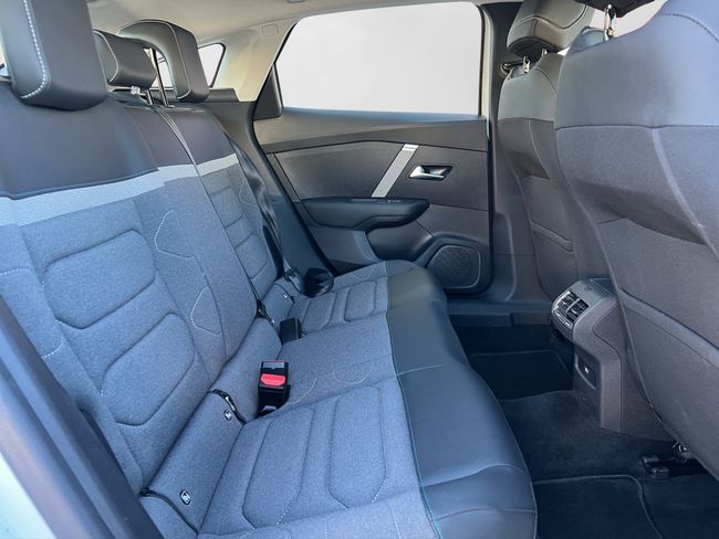 Citroën C4 PureTech 130 S&S Plus - Foto 17
