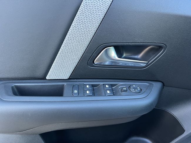 Citroën C4 PureTech 130 S&S Plus - Foto 12