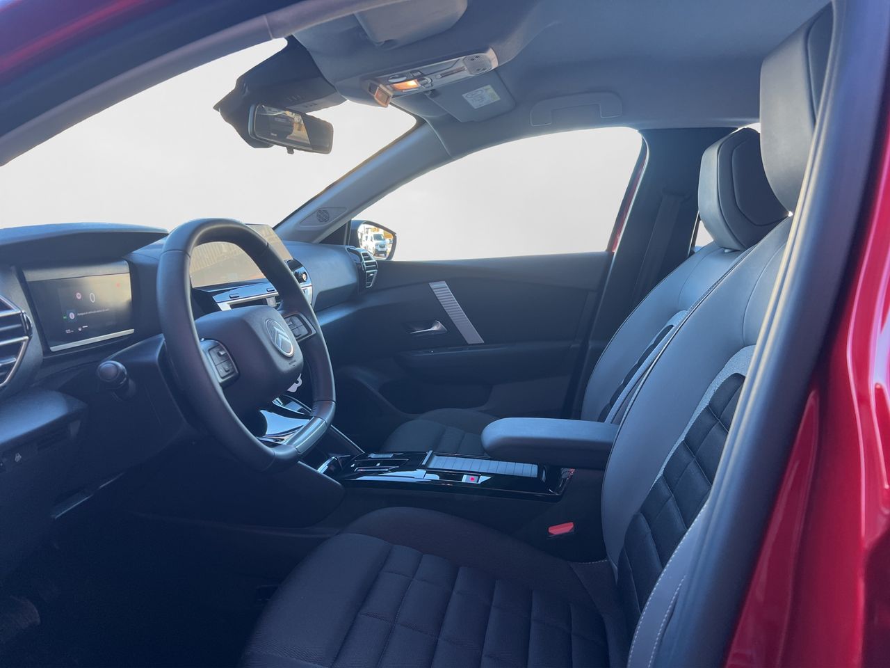 Citroën C4 HYBRID 136 e-DSC6 PLUS