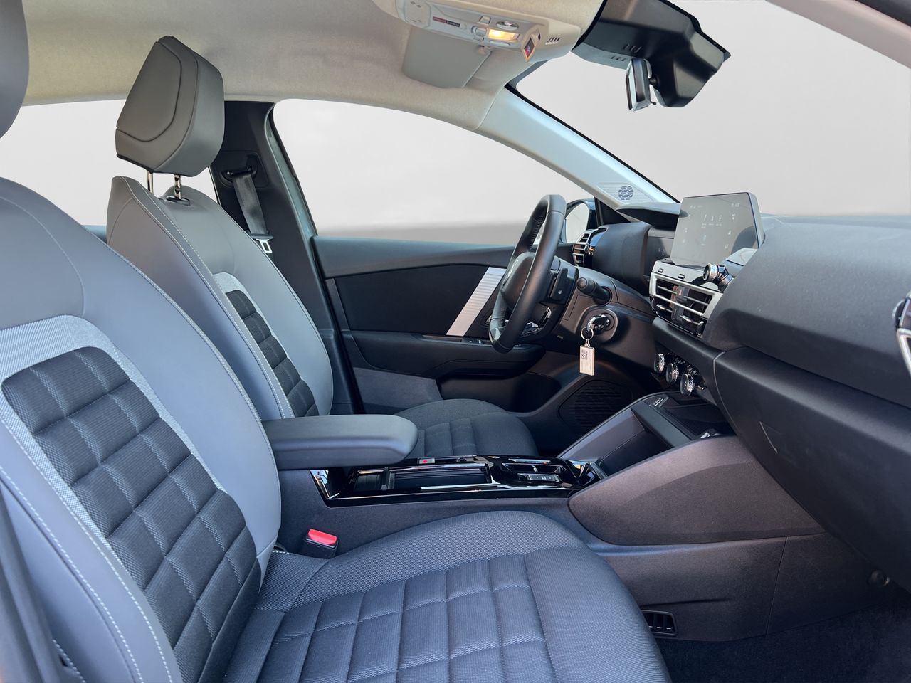 Citroën C4 HYBRID 136 e-DSC6 PLUS