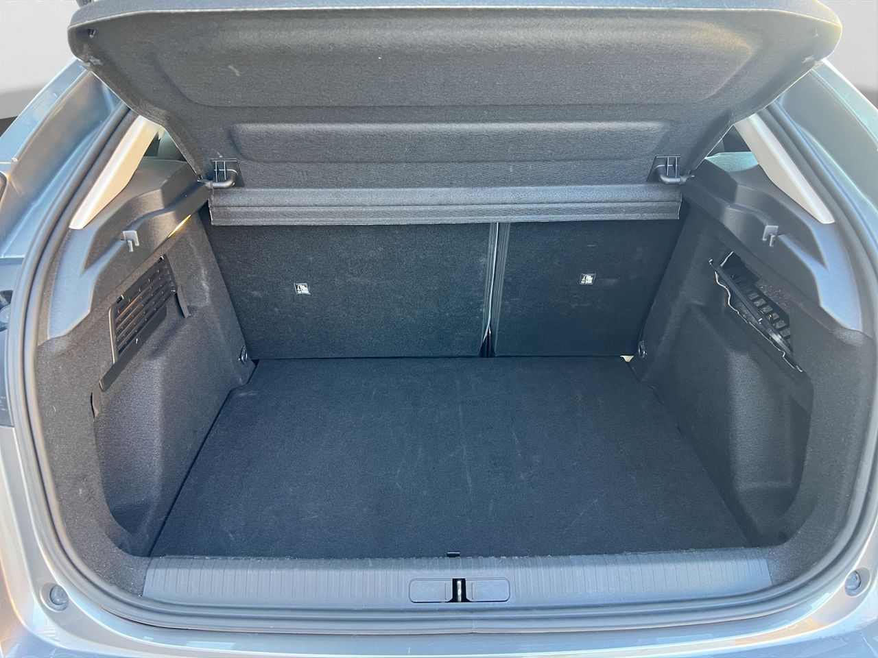 Citroën C4 HYBRID 136 e-DSC6 PLUS