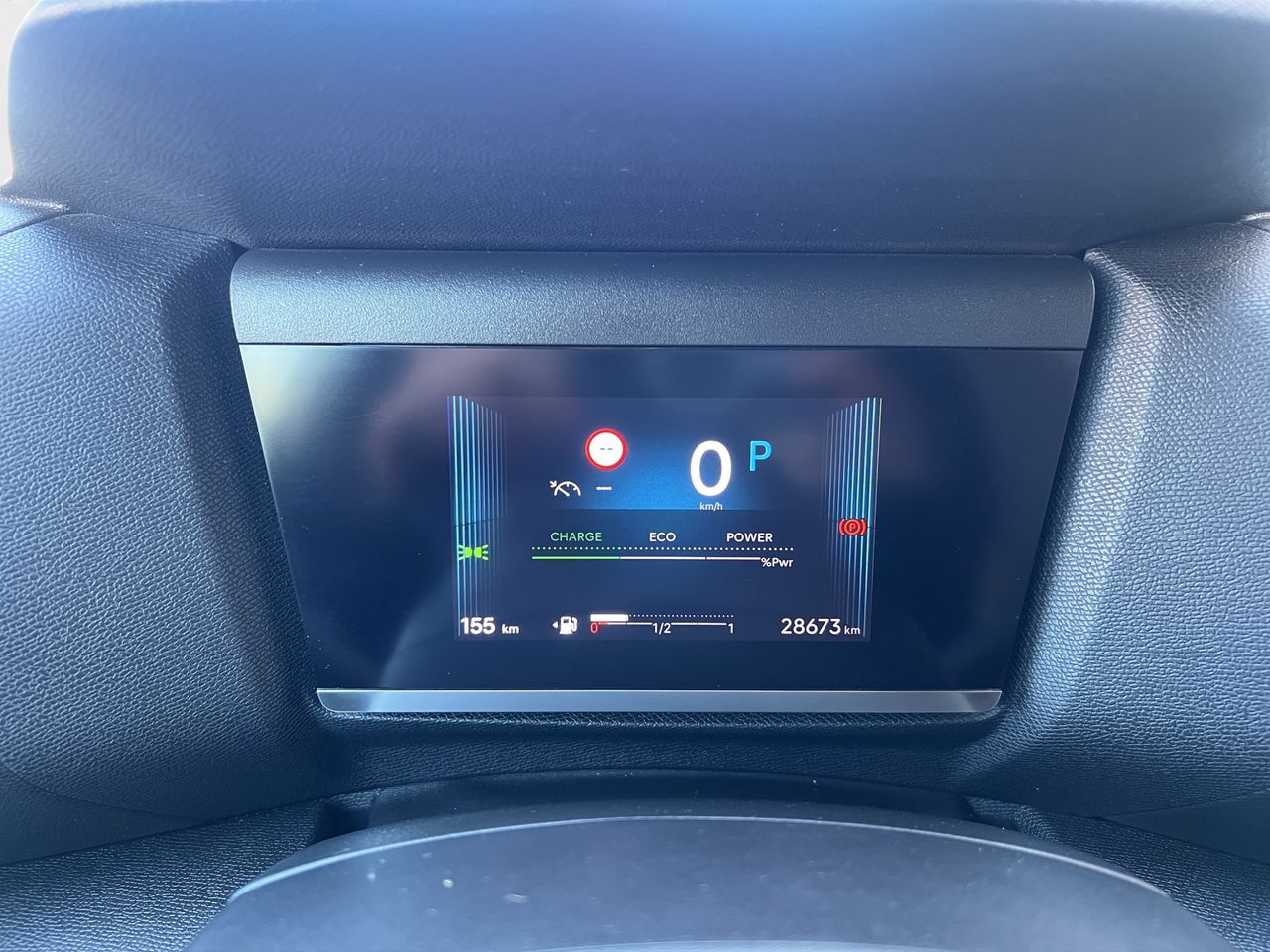 Citroën C4 HYBRID 136 e-DSC6 PLUS