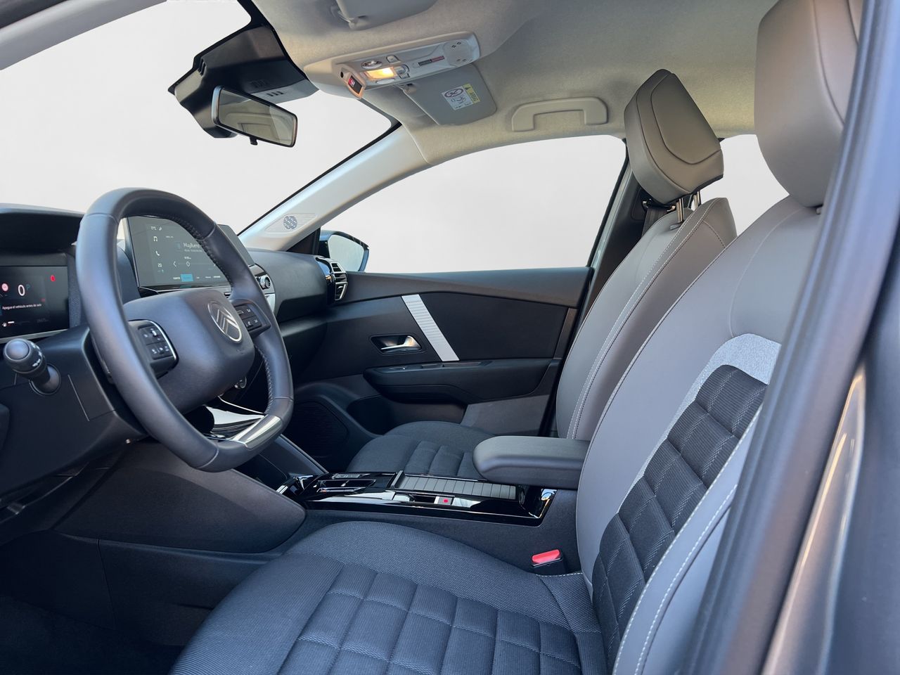 Citroën C4 HYBRID 136 e-DSC6 PLUS