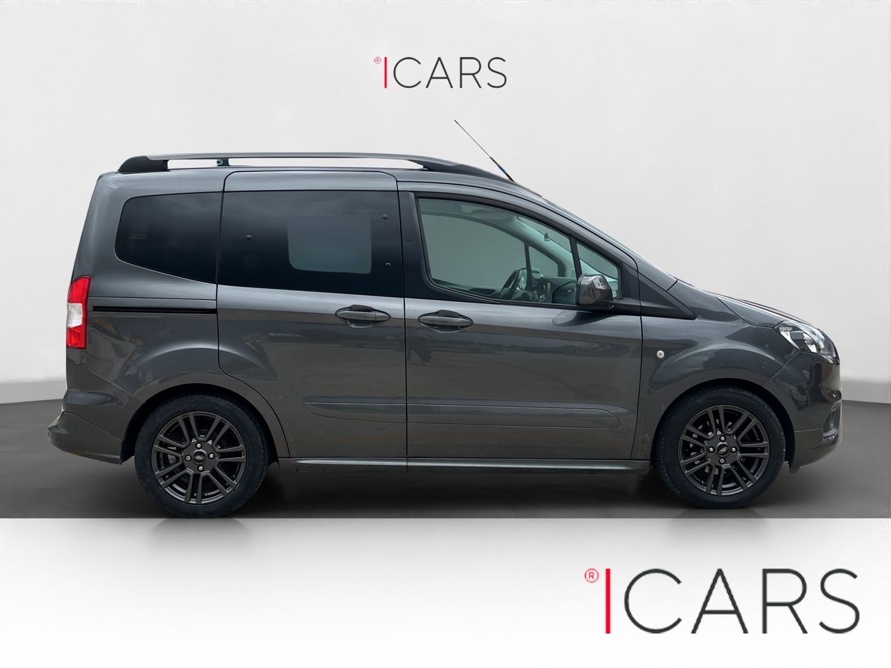 Ford Tourneo Courier 1.0 ECOBOST SPORT
