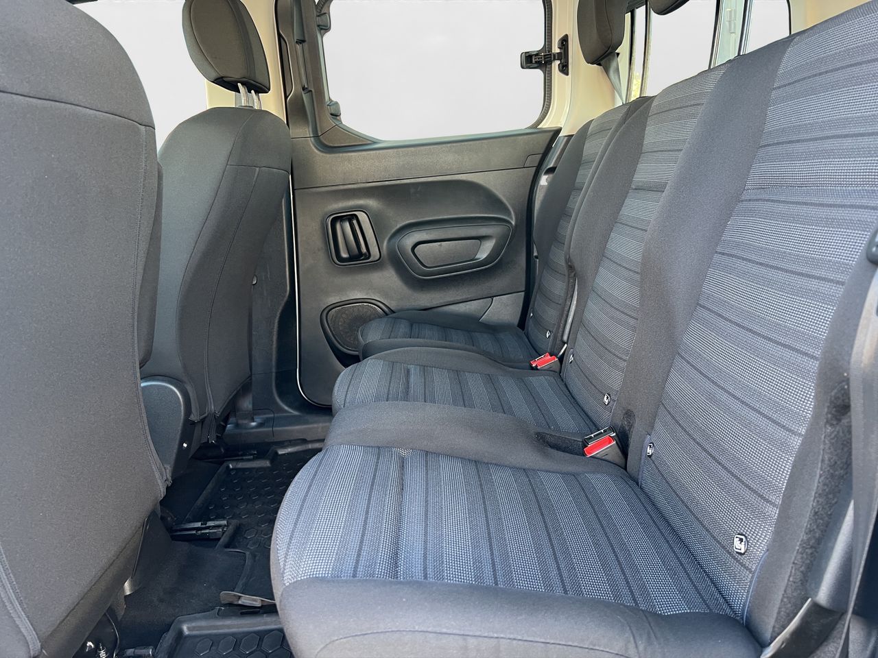 Opel Combo 1.5 T.D 75KW 100CV SELECTIVE
