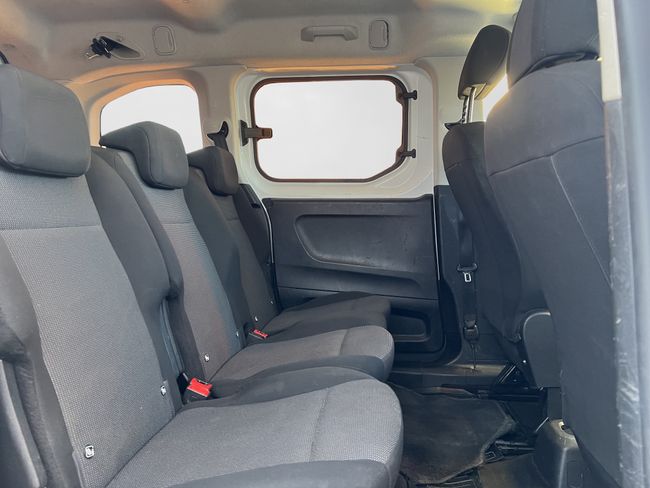 Toyota Proace COMBI CITY 1.5D 100CV GX L1 - Foto 16