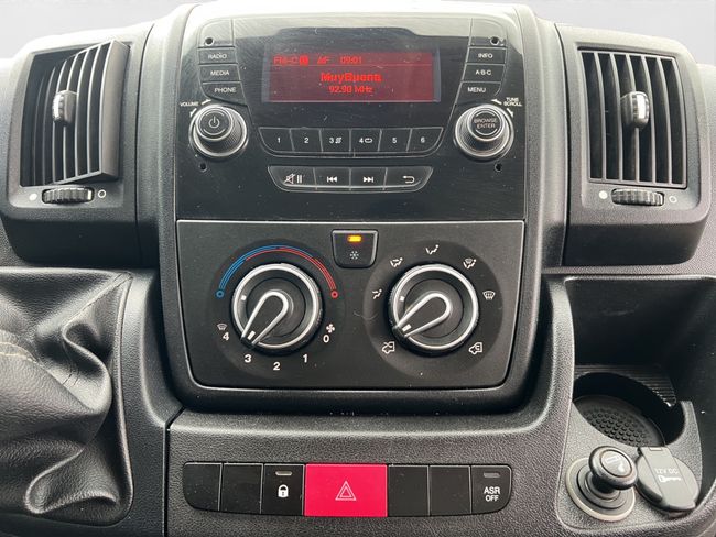 Citroën Jumper 2.2 BLUEHDI 33 L1H1 - Foto 12