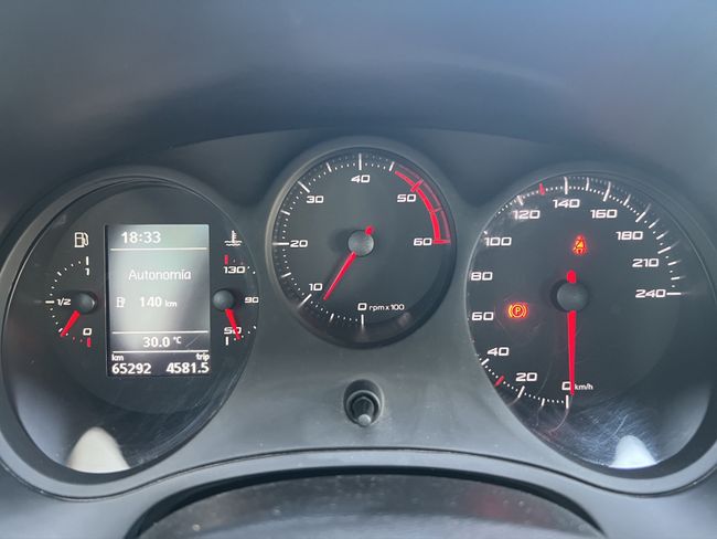 Seat Leon 1.6 TDI 90cv Reference Copa - Foto 14