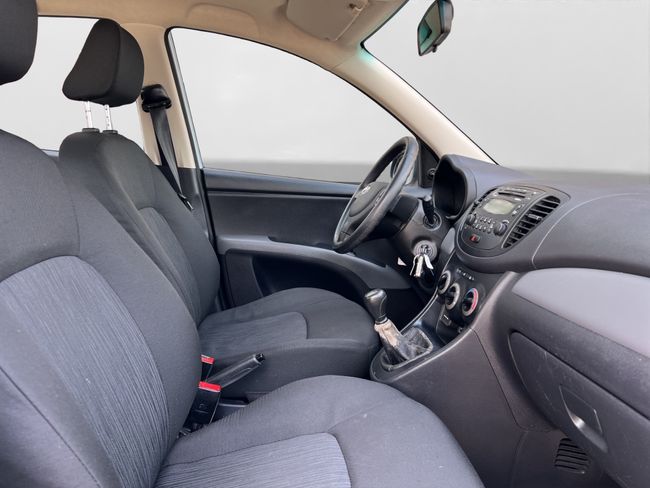 Hyundai i10 1.1 COMFORT - Foto 18