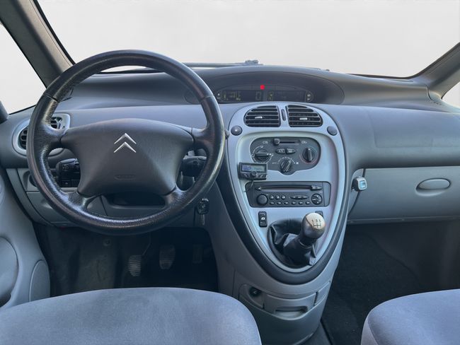 Citroën Xsara Picasso 1.6 HDi 92 LX Plus - Foto 15