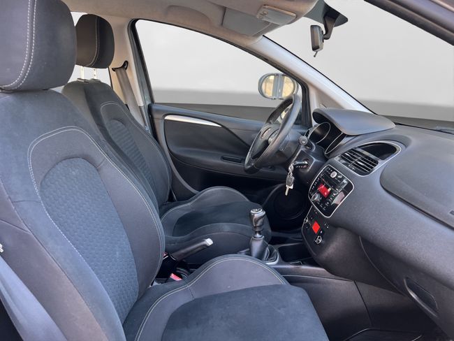 Fiat Punto 1.2 8v Easy 69 CV S&S Gasolina - Foto 13