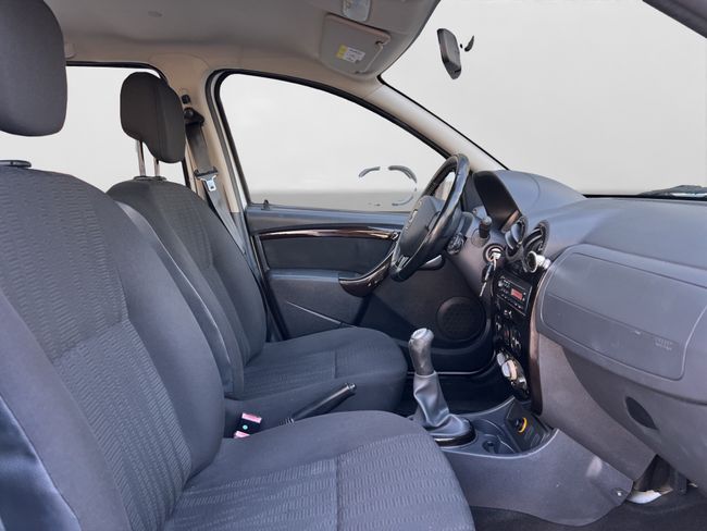 Dacia Duster Laureate 1.6 105 E5 - Foto 15