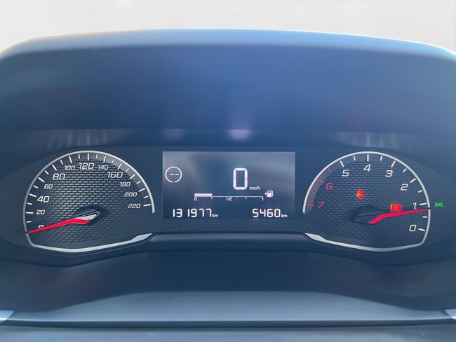 Peugeot 2008 Active BlueHDI 81kW (110CV) - Foto 17