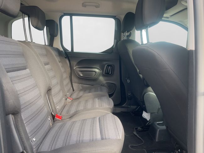 Opel Combo 1.5 CDTI SELECTIVE - Foto 16