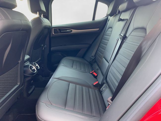 Alfa Romeo Stelvio 2.2 Diésel 154kW (210CV) Veloce Q4 - Foto 12