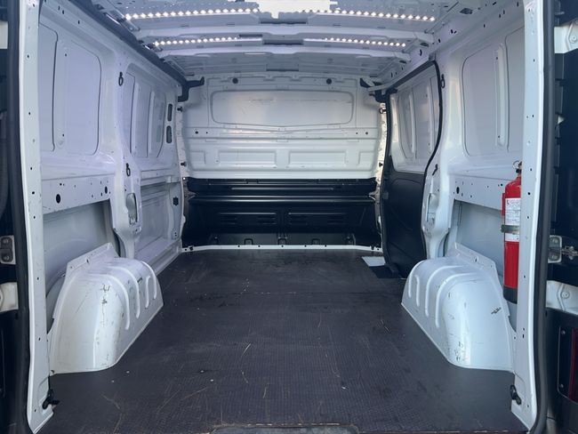 Renault Trafic FURGÓN L1H1 ENERGY BLUEDCI 88KW - Foto 17